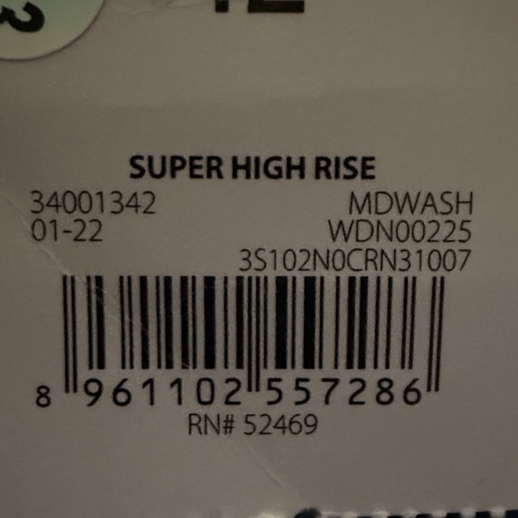 NWT Free Assembly The Super High Rise Straight Jeans - Size 12 - Picture 10 of 11